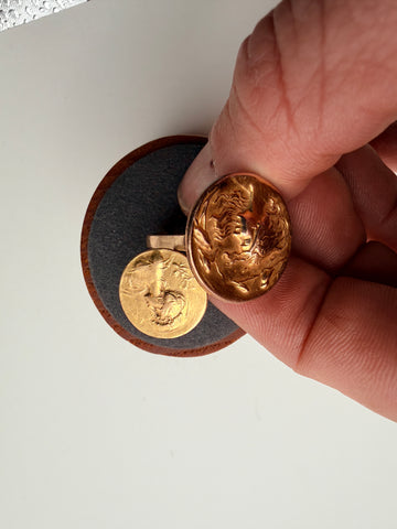 Art Nouveau 14k yellow gold Signet Ring Large