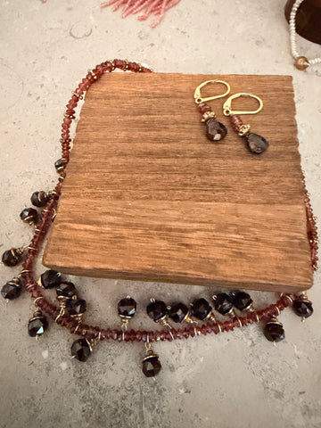 Mimi's Boutique Burgandy Gemstone Necklace